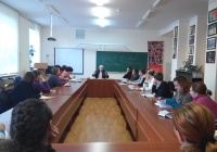 Теоретичні заняття і тренінги з молодими вчителями історії